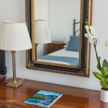 Fiorentini Residence Napoli Bagian luar foto