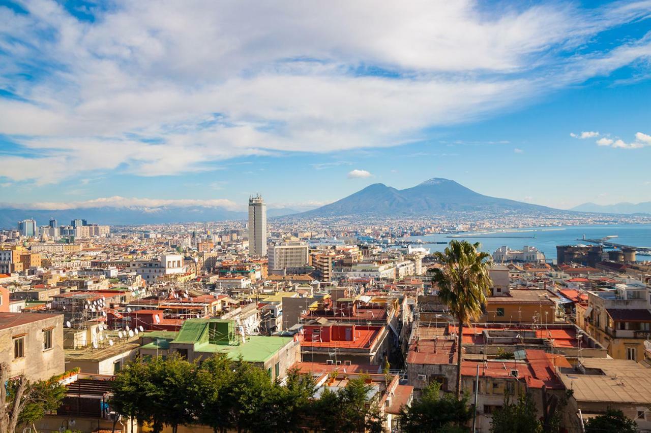 Fiorentini Residence Napoli Bagian luar foto