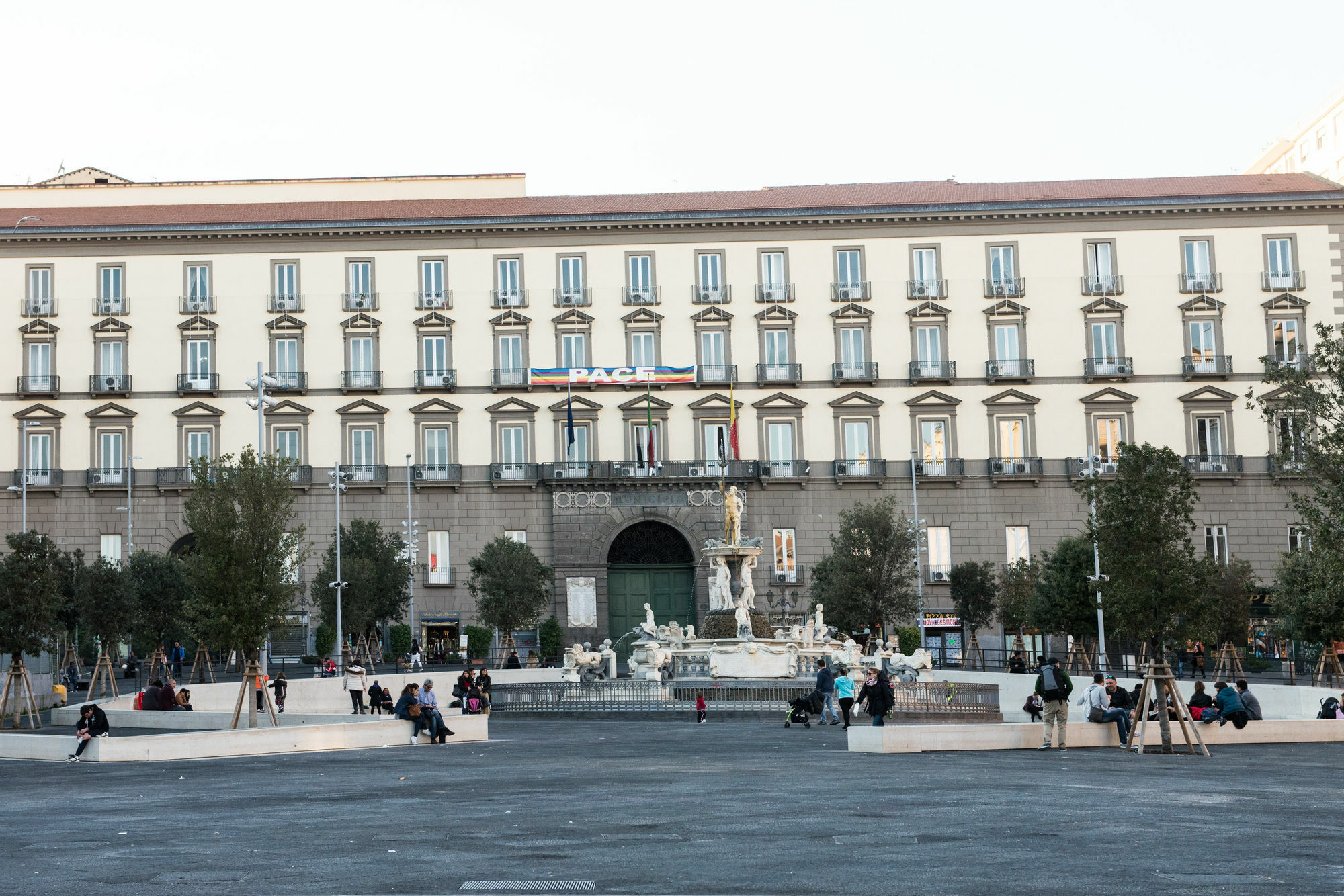 Fiorentini Residence Napoli Bagian luar foto